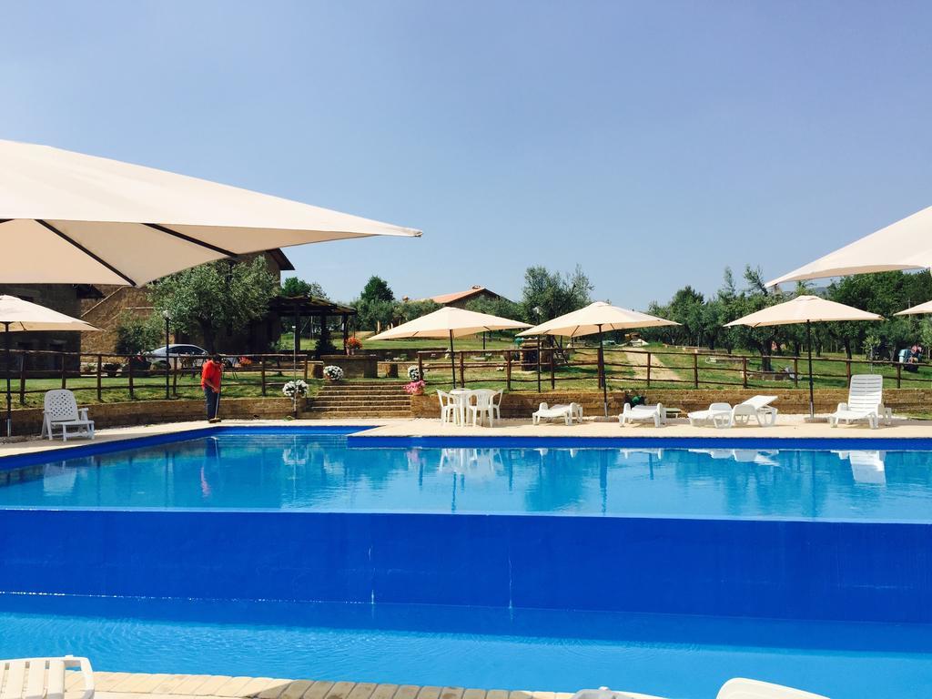Agriturismo Nociquerceto Tarano Kültér fotó