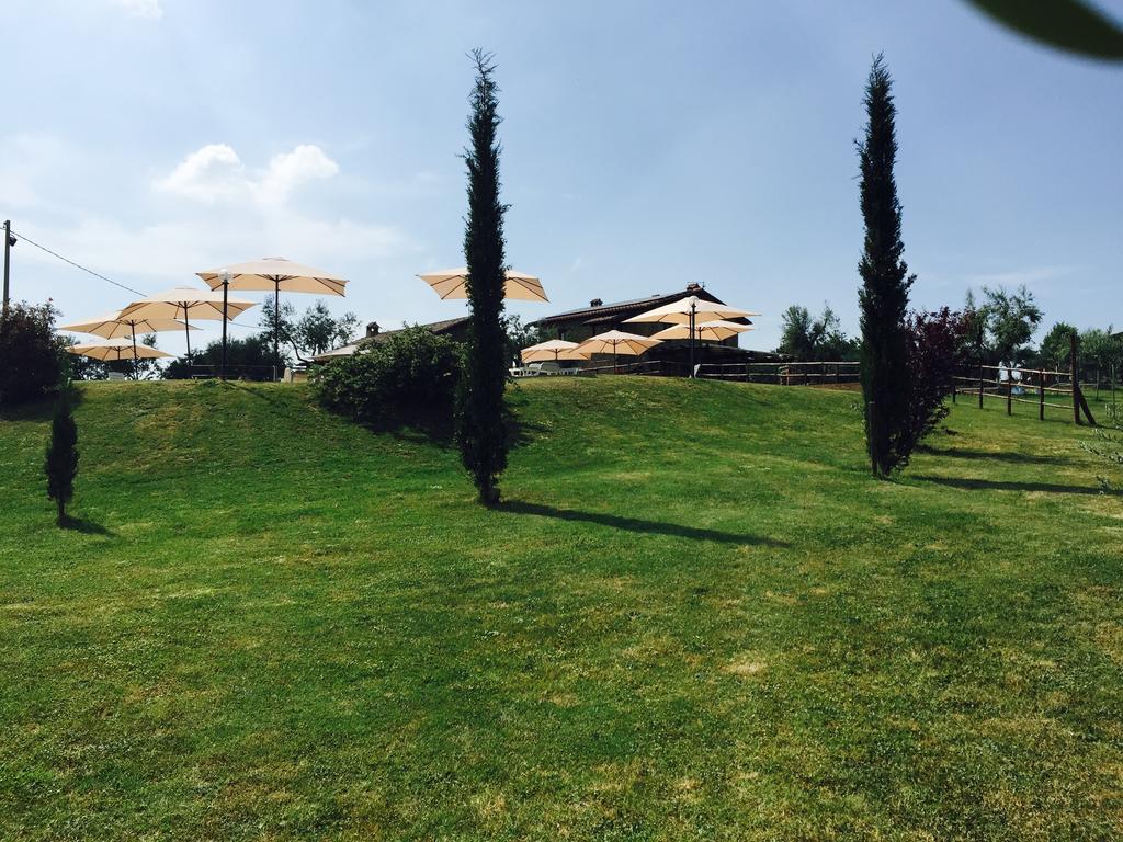 Agriturismo Nociquerceto Tarano Kültér fotó