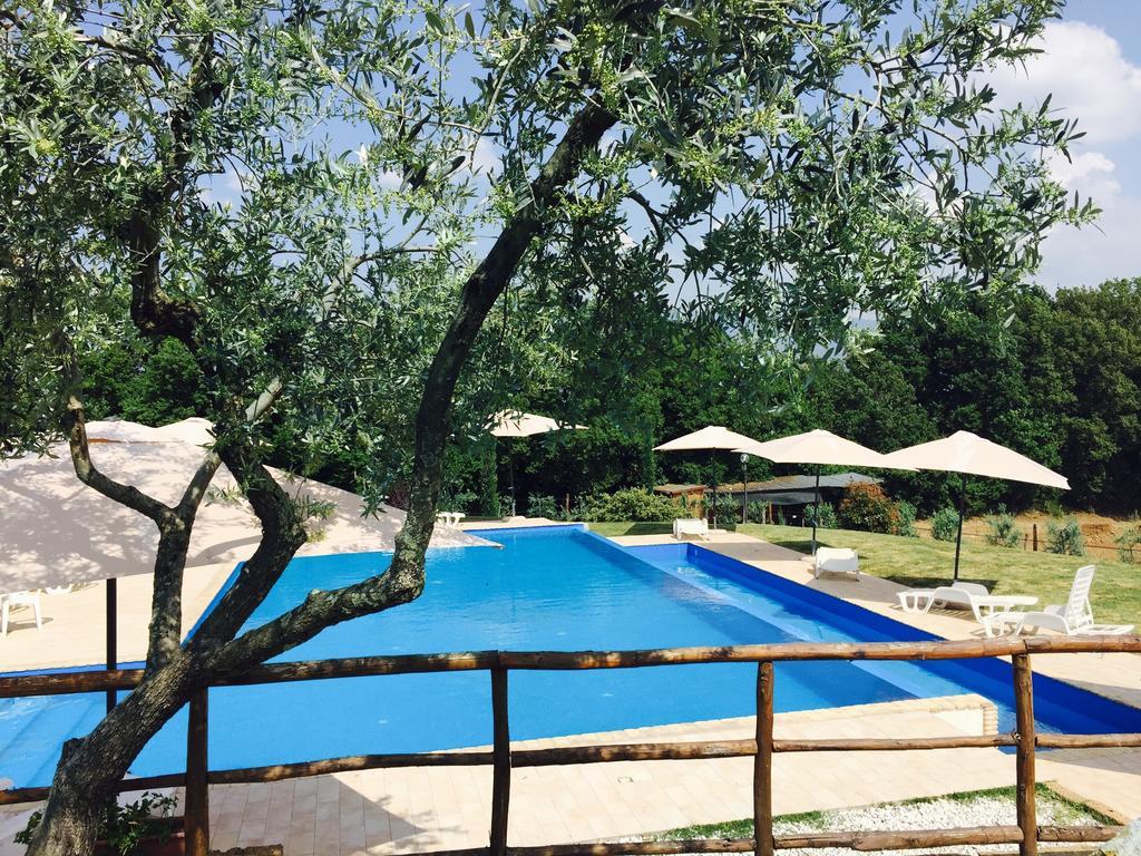 Agriturismo Nociquerceto Tarano Kültér fotó