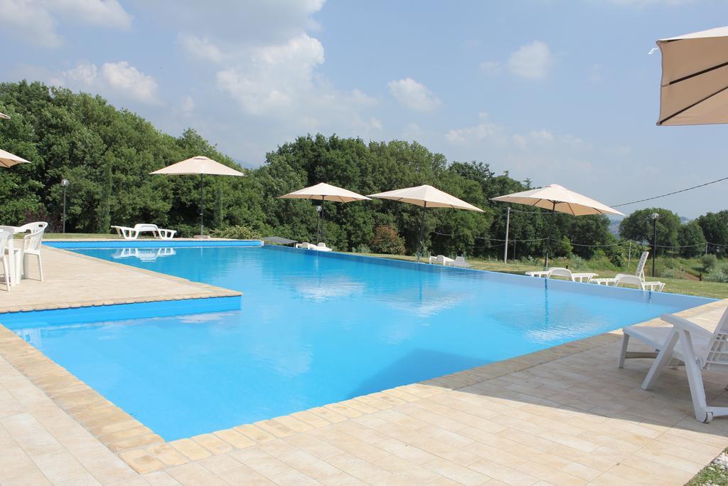 Agriturismo Nociquerceto Tarano Kültér fotó