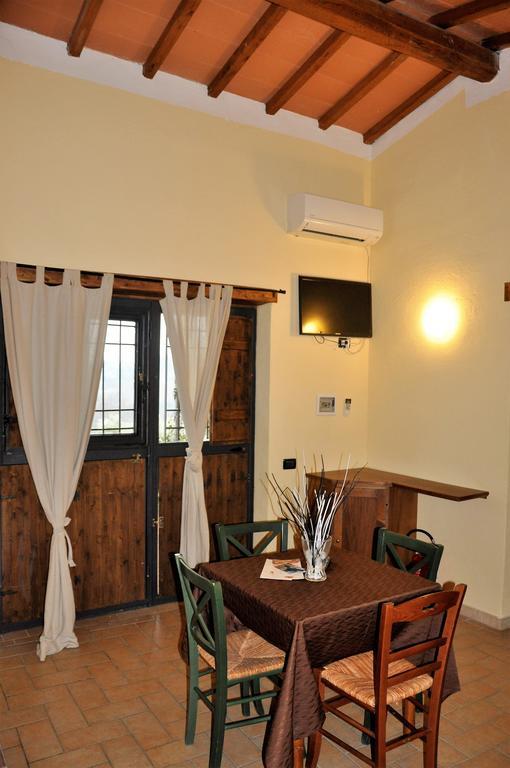 Agriturismo Nociquerceto Tarano Kültér fotó