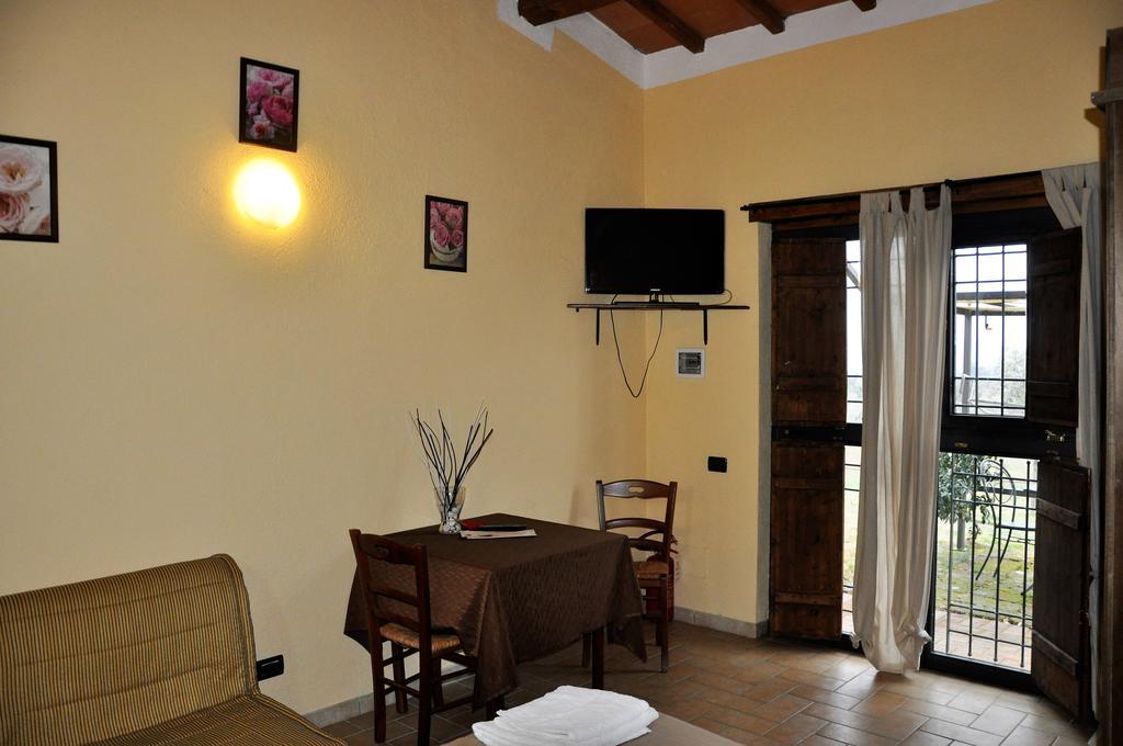 Agriturismo Nociquerceto Tarano Kültér fotó