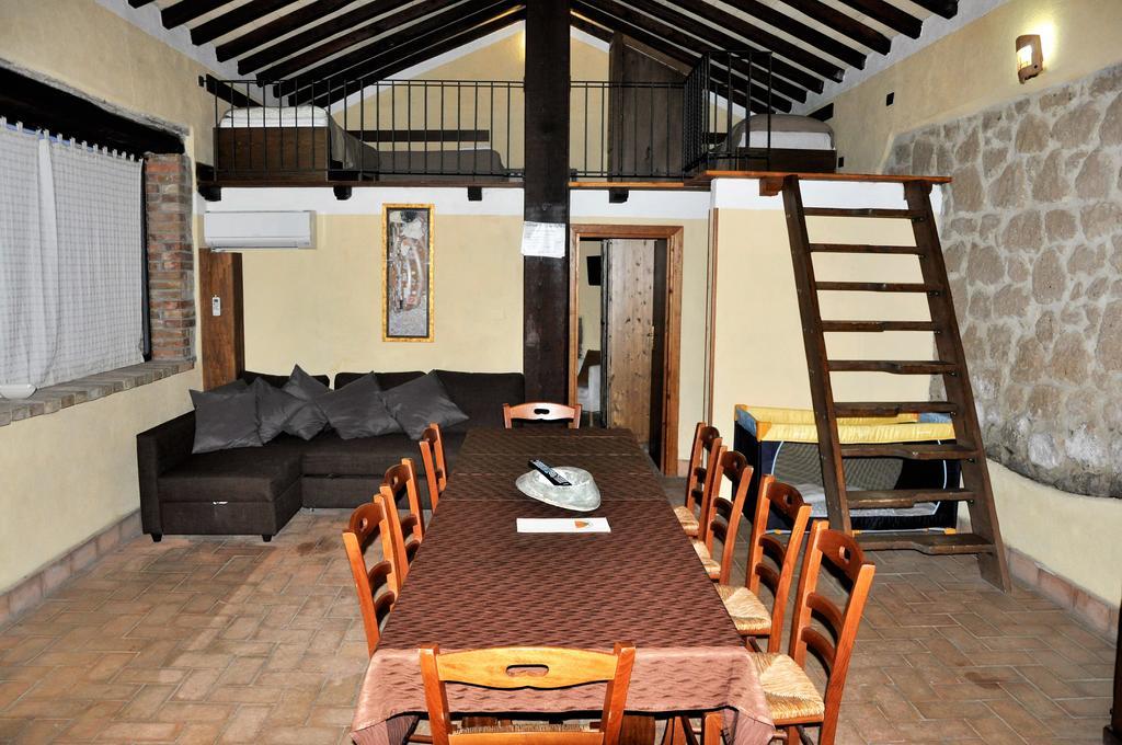 Agriturismo Nociquerceto Tarano Kültér fotó