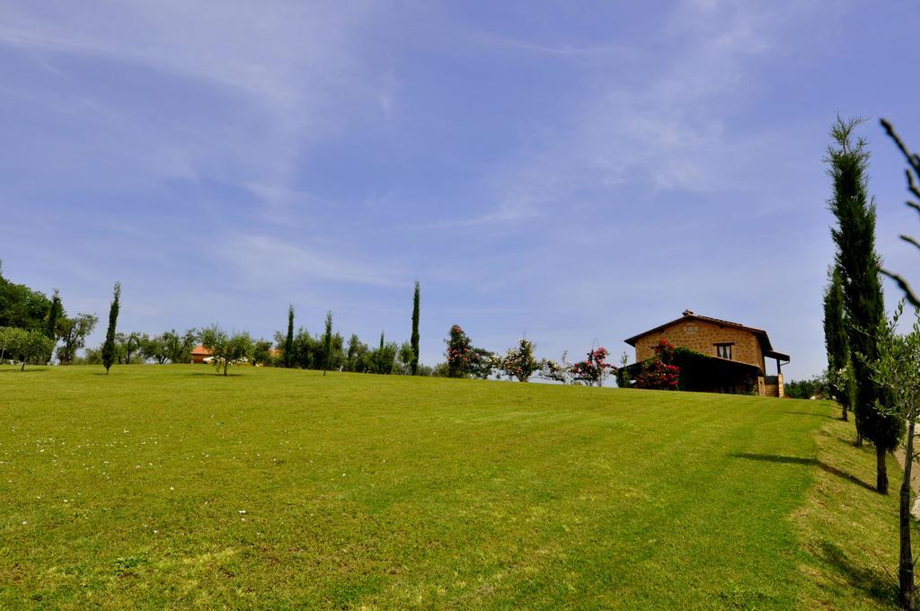 Agriturismo Nociquerceto Tarano Kültér fotó